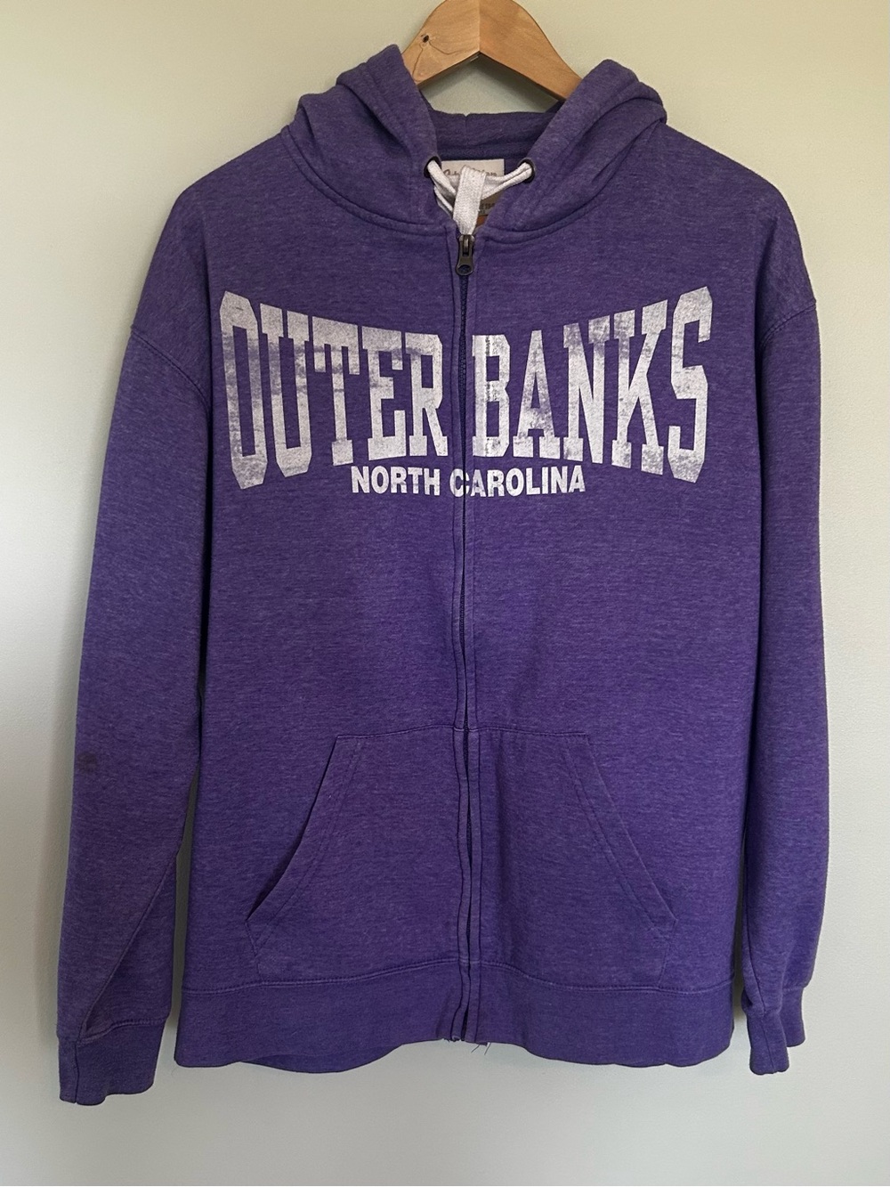 Outer Banks OBX North Carolina Purple Hoodie Hooded Sweatshirt Size Large